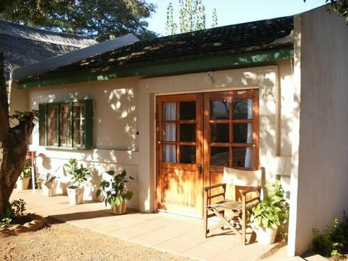 Gloria's Bed and Breakfast, Забронировать Отель «постель и завтрак» Ливингстон Замбия