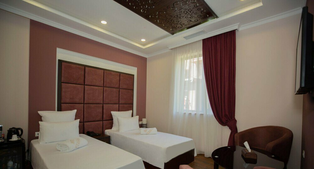 V hotel & tours