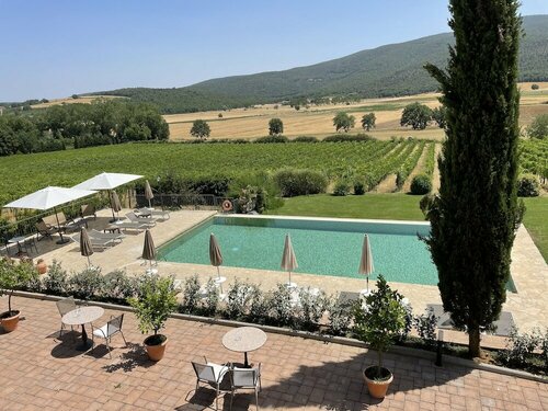 Il Colombaio Winery and Rooms, Book Landbrugsophold Hoteller i Chianti med pool, Swimmingpool