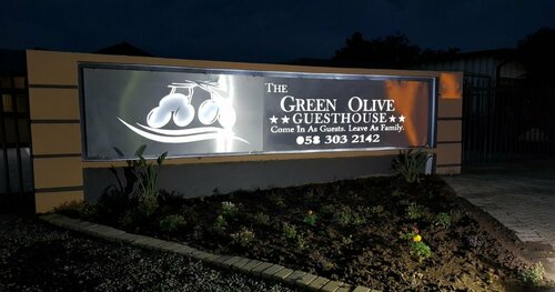 The Green Olive Guesthouse, Prenota Affittacamere Hotel a Bethlehem con piscina, Piscina