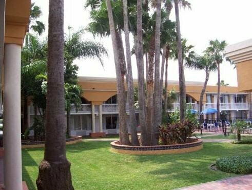 La Copa Hotel, Забронировать Отель Макаллен Rio Grande Valley, рядом с Городской исторический музей McAllen Heritage Center