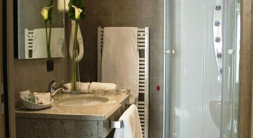 Hotel San Lorenzo, Rezervați Hotel Chiavenna Lombardia