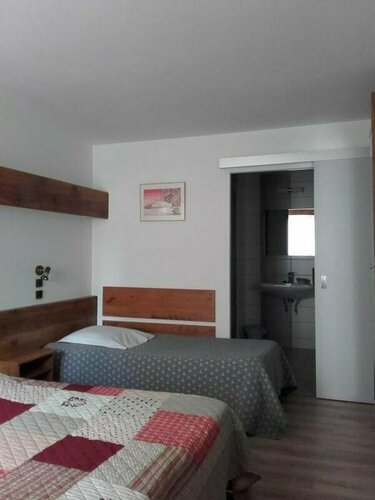 Hôtel Du Jura, Book Hotel Billige hoteller i Burgund