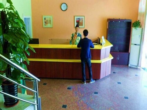 Rujia Express Hotel, Rezerwuj Hotel Hotele w Foshan Area z parkingiem, Parking