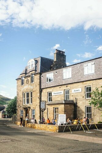 Traquair Arms Hotel, Book Hotel Innerleithen Borders