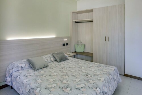 Residence Villaggio Tiglio, Забронировать Кемпинг Отели озера Гарды 4 звезды, 4*