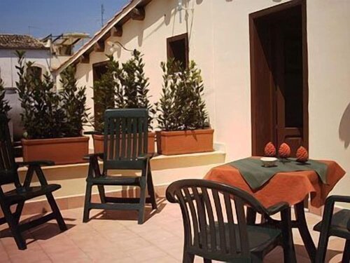 Albergo La Fontanella, Забронировать Отель Отели в центре Ното, в центре, Завтраки
