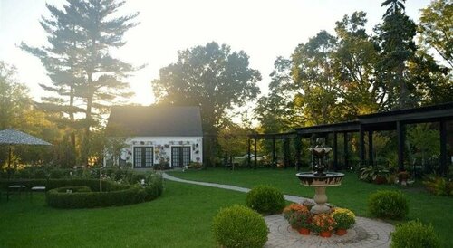 The Connecticut River Valley Inn Hartford South/Glastonbury, Забронировать Отель «постель и завтрак» Хартфорд штат Коннектикут