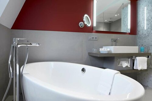 Best Western Plus Arosa Hotel, Забронировать Отель Борн Падерборн, рядом с Центральный вокзал Падерборна