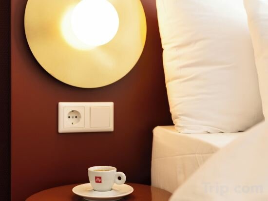 Duke Studio Hotel