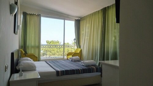 Helene Moonlight Otel, Забронировать Отель Отели Средиземноморского региона с парковкой, Парковка