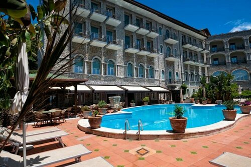 Taormina Park Hotel, Забронировать Отель Отели Таормина с питанием, рядом с Ancient Theatre of Taormina, Пансион