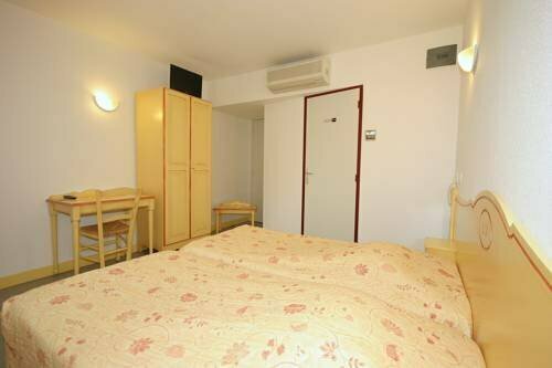 Hôtel Le Vanseen, Rezerwuj Hotel Hotele w Cévennes z basenem, Basen
