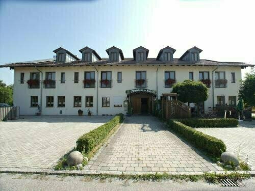 Wirtshaus Zur Bina, Buchen Sie Hotel Bodenkirchen Bayern