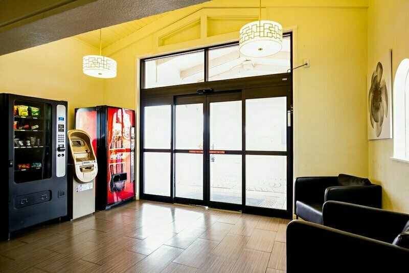 Motel 6 Austin