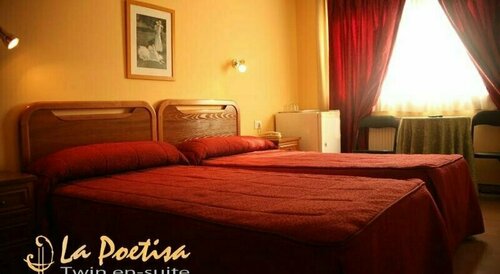 Hostal LA POETISA - Auto Check-in, Забронировать Гостевой дом Кульередо А-Корунья