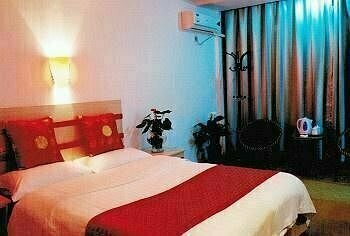 Bayi Hotel - Luoyang, Забронировать Отель Си-Гун Лоян