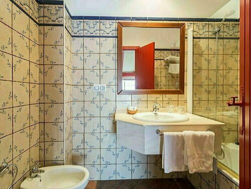 Hotel Plaza Grande, Забронировать Отель Сафра Badajoz Province, рядом с Ворота Арко-дель-Кубо