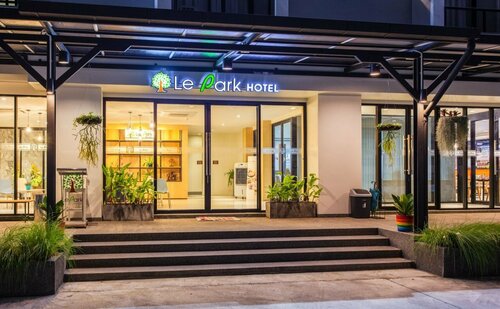 Le Park Hotel, Забронировать Отель Отели Тхунг Сонг с парковкой, Парковка