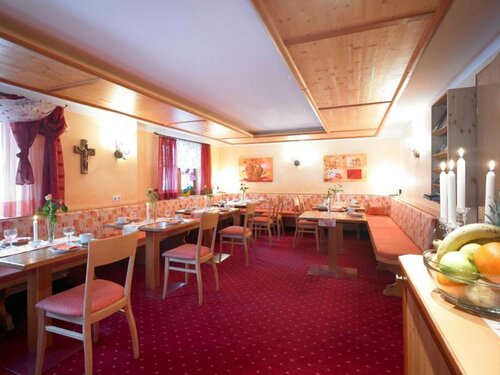 Hotel Garni Stockinger, Reserva ahora Hotel Klostertal 