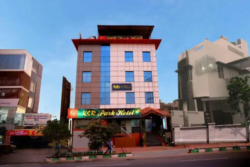 Hotel M Gachibowli by FabHotels, Book Hotel Hoteller i Telangana med parkering, Parkering
