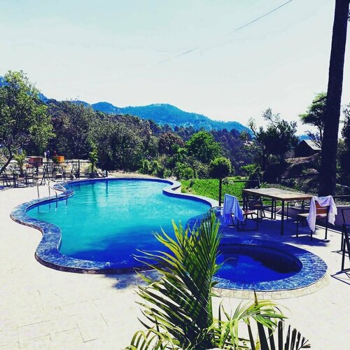 Paradise Pool Resort, Забронировать Курортный отель Отели Найнитал с бассейном, Бассейн