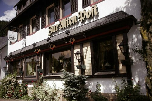 Hotel Garni "Zur Alten Post", Забронировать Апартаменты/квартира Отели Rothaar Mountains с парковкой, Парковка