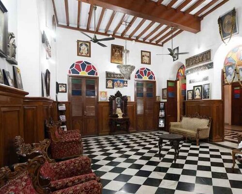 Hotel Soorya Heritage Inn, Забронировать Отель Отели Пондичерри с завтраком, Завтраки