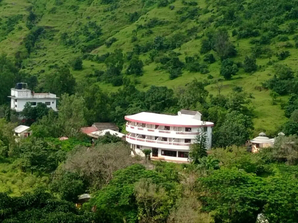 Golden Resort and Farm