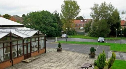 Ravensdene Lodge Hotel, Book Hotel 3-stjernede hoteller i Merseyside, 3*
