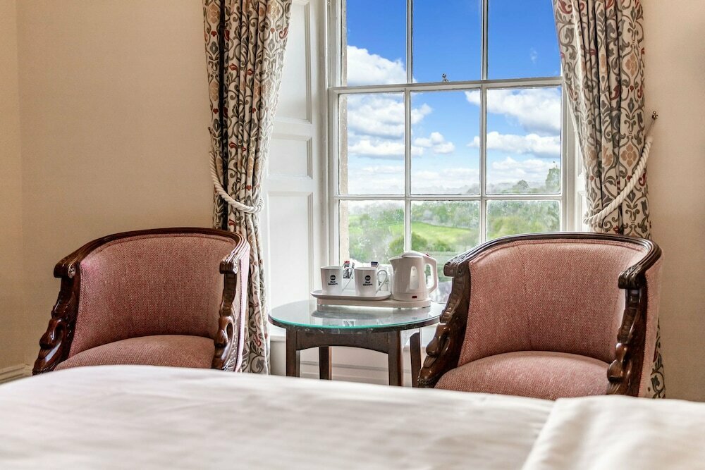Limpley Stoke Hotel