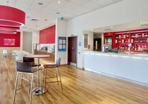 Travelodge Birmingham Central Bull Ring, Забронировать Отель Бирмингем Уэст-Мидлендс