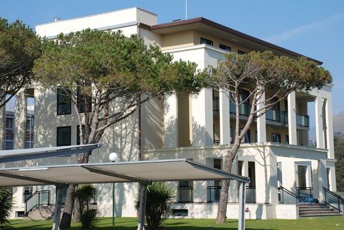 Hotel Caesar Residence & SPA, Book Hotel Camaiore Versilia