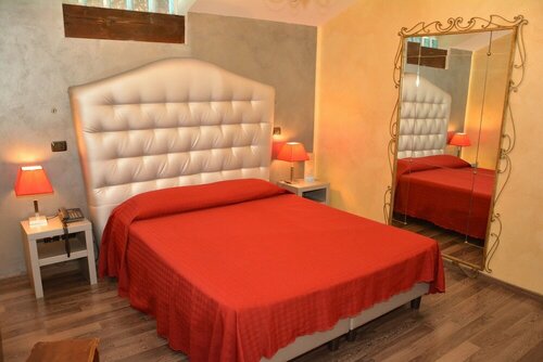 Hotel Villa Glicini, Prenota Hotel San Secondo di Pinerolo Piemonte
