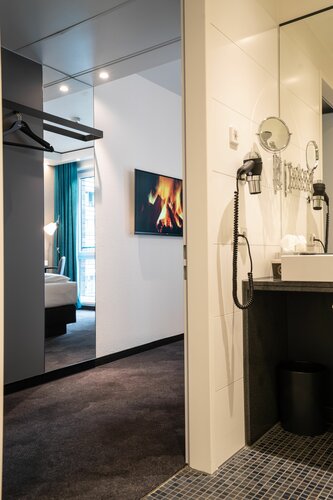 Motel One Berlin-Spittelmarkt, Rezervați Motel Mitte Berlin, aproape de Moritzplatz underground station