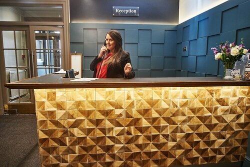 The Chequers Hotel, Book Hotel 4-stjernede hoteller i Merseyside, 4*