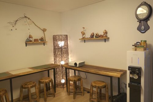 The Haemil Guesthouse, Prenota Hotel Seul Corea del Sud, vicino a Centro Commerciale U:US