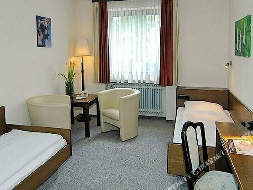 Hotel Cafe Schlack, Забронировать Отель Отели Баден-Вюртемберга с парковкой, Парковка