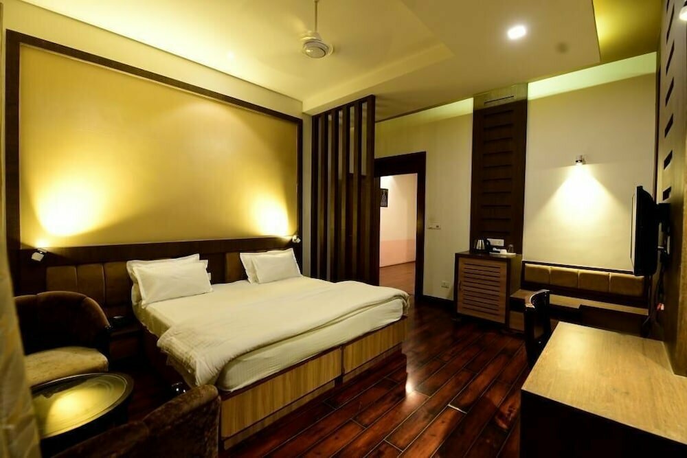 Hotel Jataka Inn
