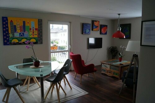 Villa Paz Rhein-Main Offenbach, Забронировать Вилла Оффенбах земля Гессен, рядом с Библиотека Оффенбах