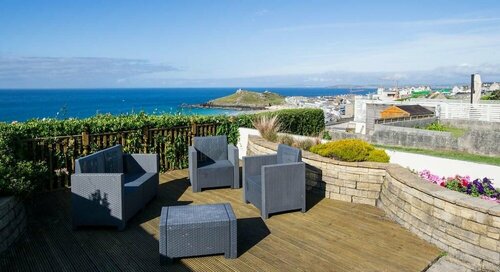 Atlantic Heights Luxury Guesthouse, Varaa Hotelli Hotellit Cornwall pysäköinnillä, Pysäköinti