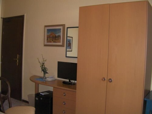 Albergo Alassio, Забронировать Отель Монтекатини-Терме Тоскана