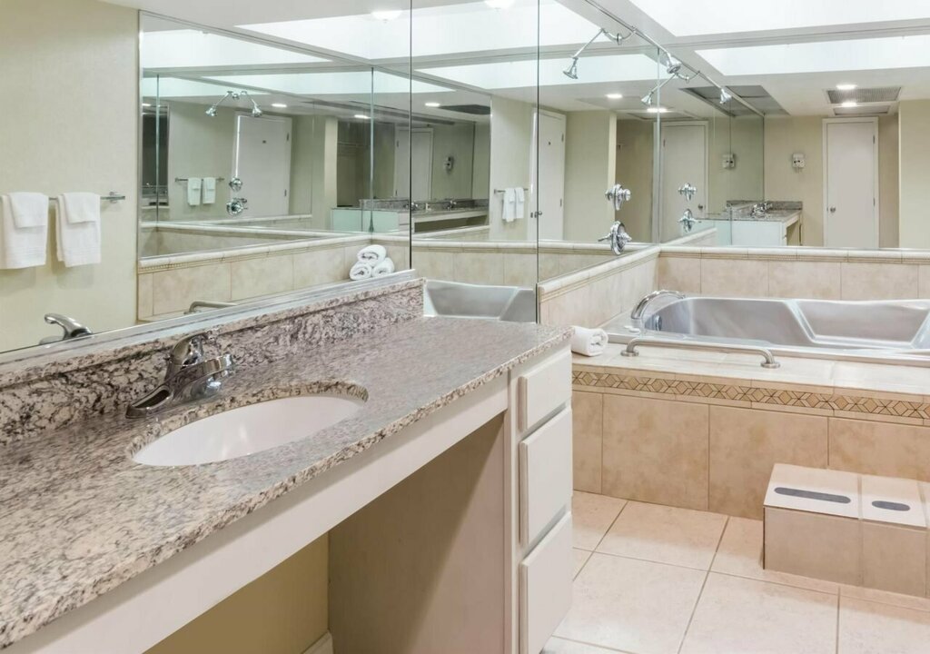 Days Inn & Suites by Wyndham Clermont