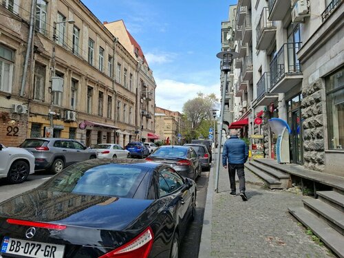 Le Petit, Забронировать Отель Недорогие отели Тбилиси, рядом с Тбилисский ботанический сад, недорого