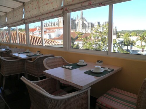 Hotel Batalha, Book Hotel  
