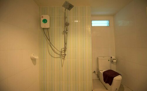 Aonang Mountain View Hotel, Забронировать Отель Отели Ао-Нанг-Бич с парковкой, рядом с Пляж Ao Пхра Нанг, Парковка