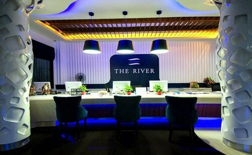 The River Hotel, Забронировать Отель СПА-отели Накхонпханом, SPA-услуги