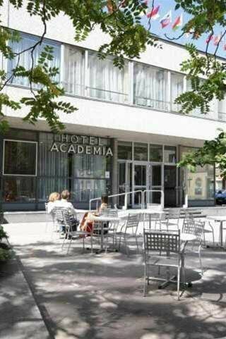 Academia