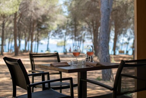Lanthia Resort, Забронировать Курортный отель Санта-Мария-Наварезе Ольястра