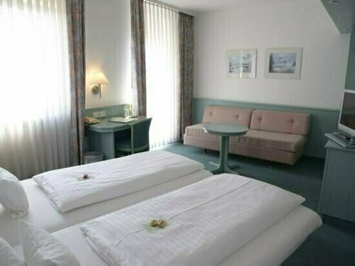 Hotel Till Eulenspiegel - Nichtrauchhotel, Забронировать Отель Вюрцбург Романтическая дорога